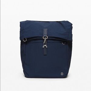 Lululemon Backpack- Cross Paths Rucksack *14L, True Navy